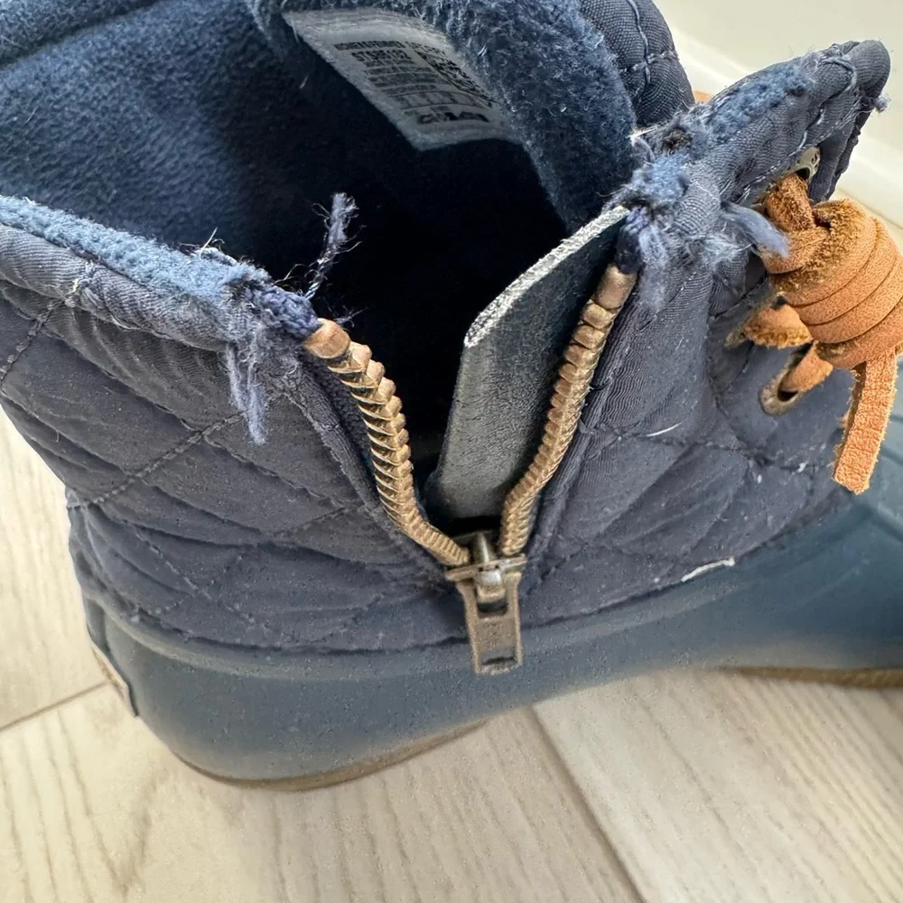 Sperry Blue Rain and Snow Boots with Waterproof Design and Sturdy Rubber Sole